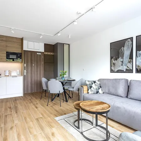 Krysztal Gorski - Stone Hill Apartment