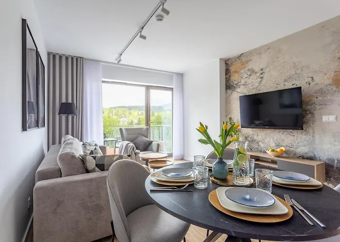 Krysztal Gorski - Stone Hill *